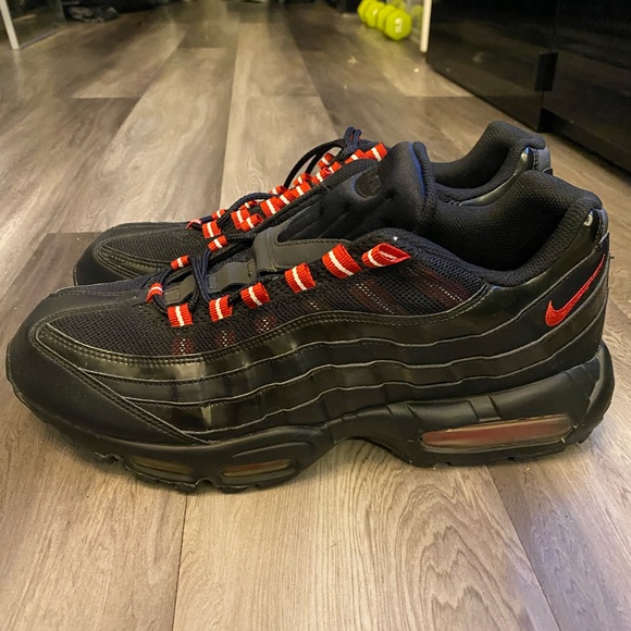 nike 110 black and red